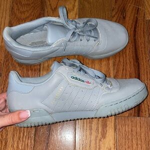Adidas Calabasas